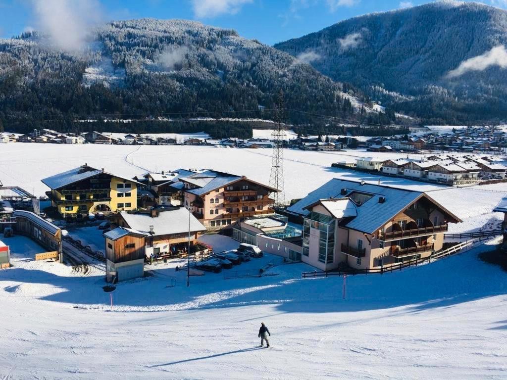 Hotel Vierjahreszeiten ฟลาคเฮา ภายนอก รูปภาพ
