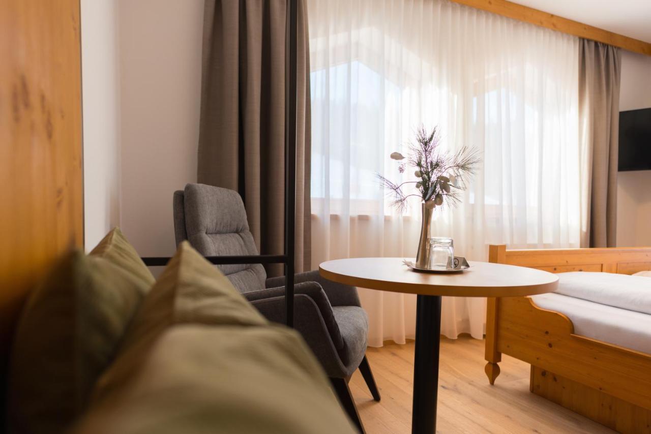 Hotel Vierjahreszeiten ฟลาคเฮา ภายนอก รูปภาพ