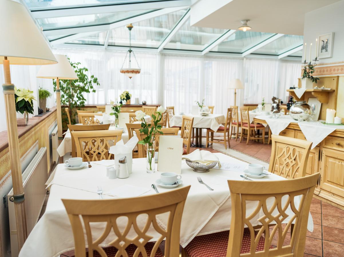 Hotel Vierjahreszeiten ฟลาคเฮา ภายนอก รูปภาพ